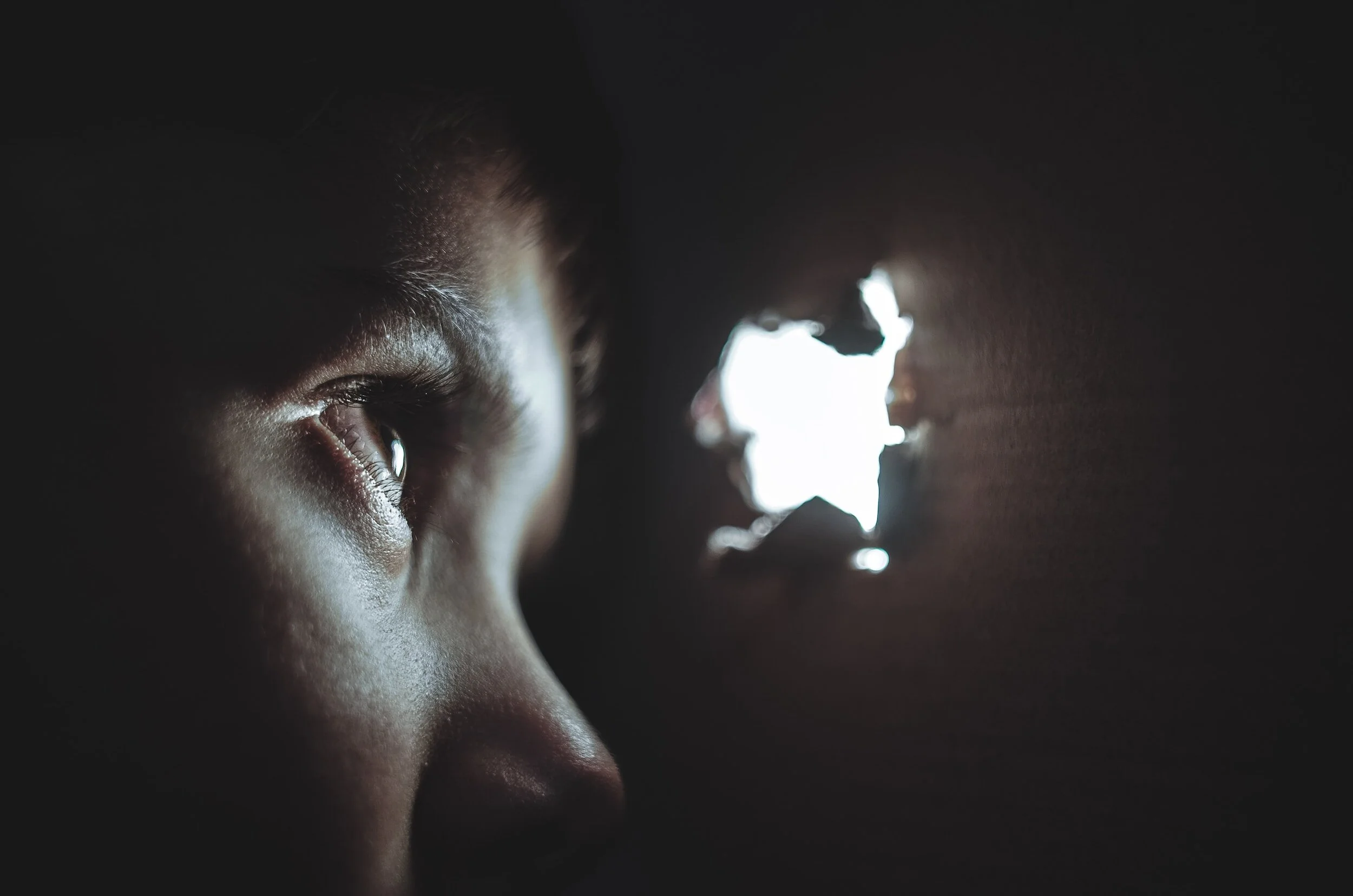 Read more about the article Questioning Christianity #1: Are you really sure your friend is not a Russian spy?